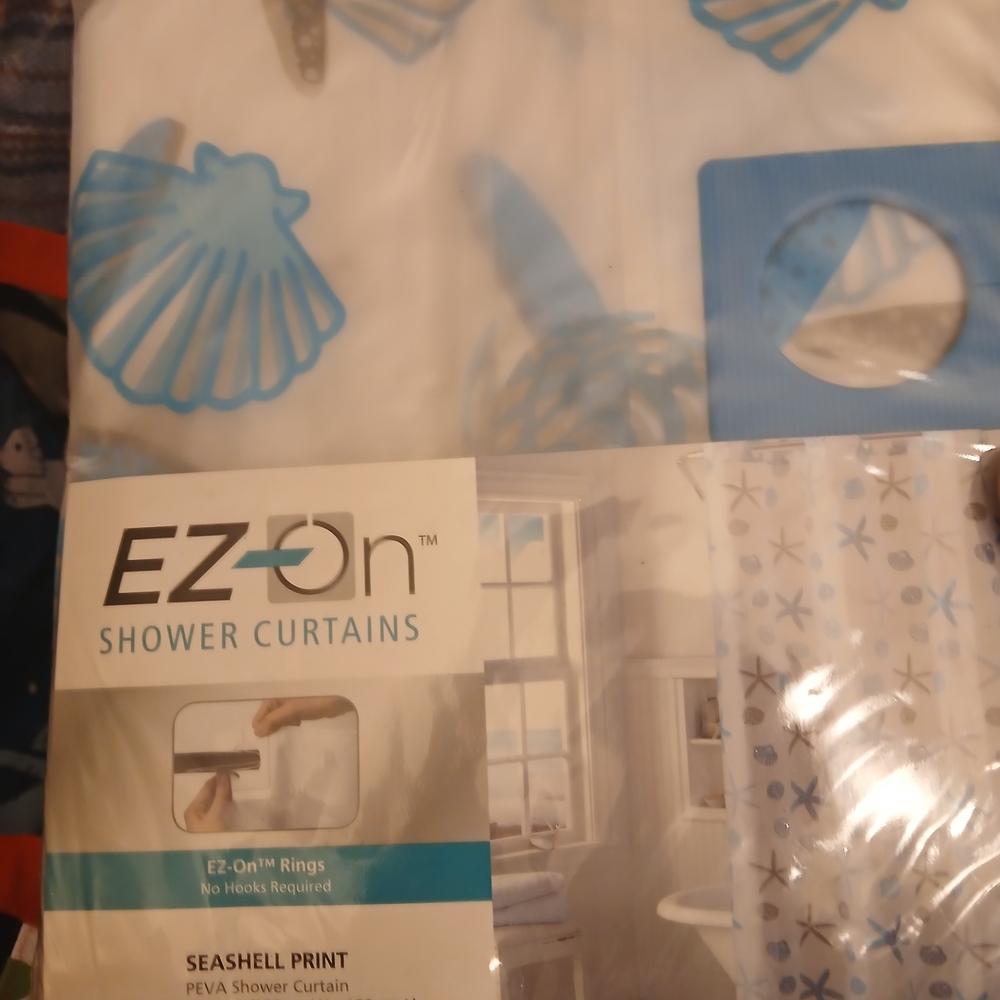 EZ-On Seashell Print Shower Curtain